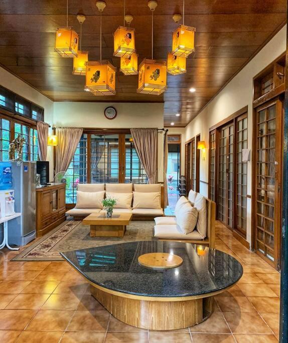 Designer Villa Tokyo Cianjur Exterior foto