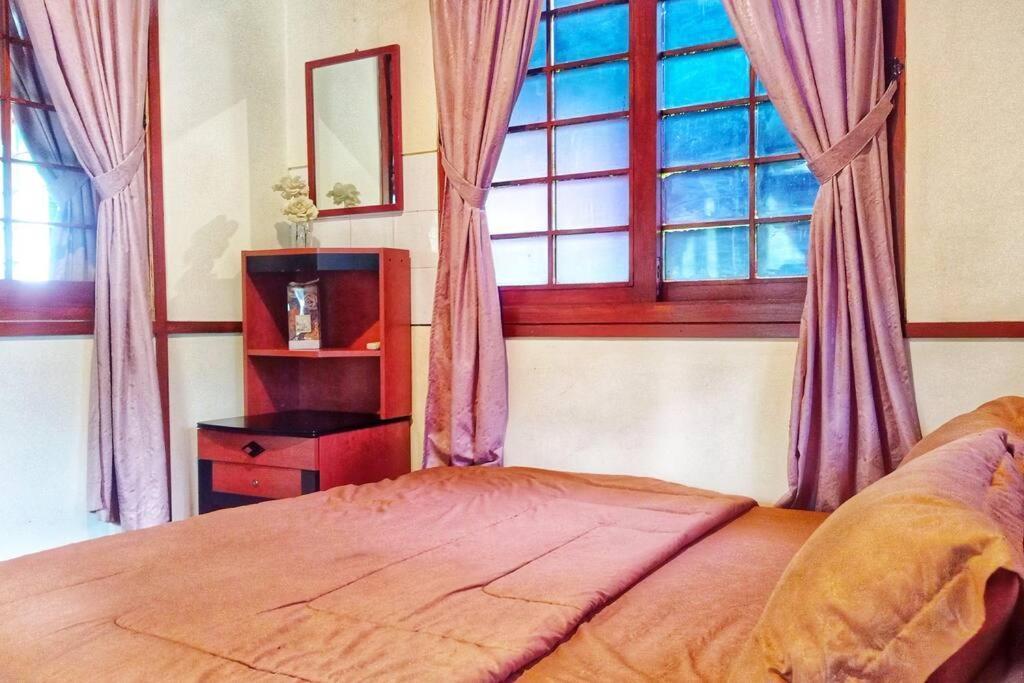 Designer Villa Tokyo Cianjur Exterior foto