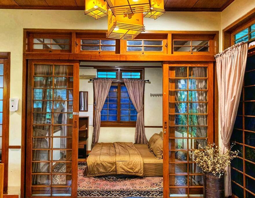 Designer Villa Tokyo Cianjur Exterior foto